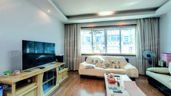 劳动三村二手房实景图