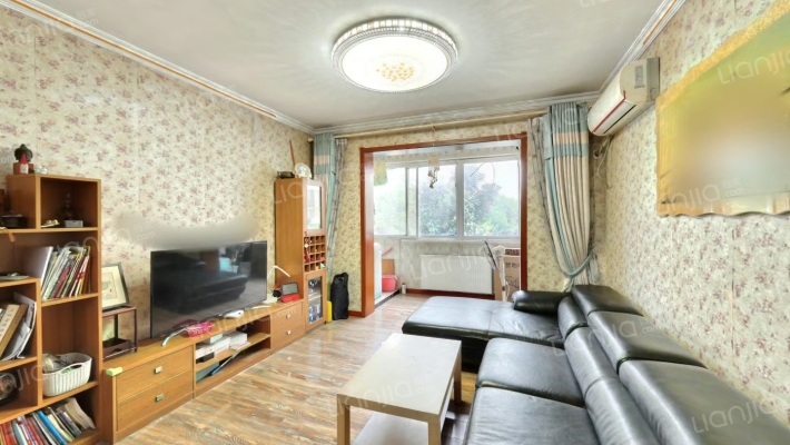 常青花园四小区二手房实景图