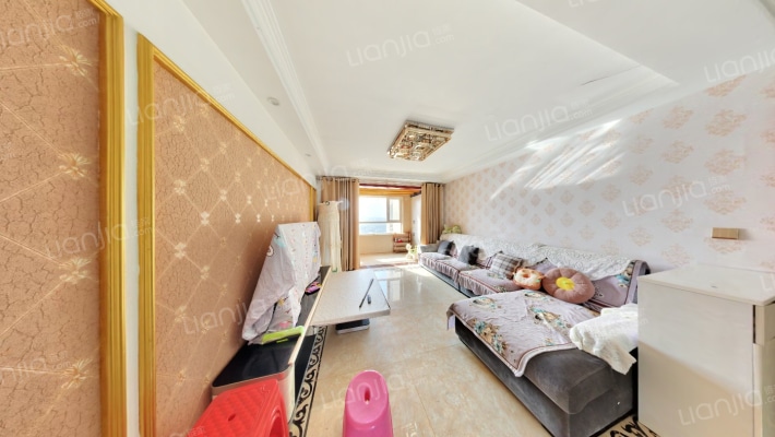 万达华府二手房实景图