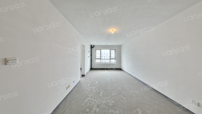 鲁能领秀城东一区二手房实景图