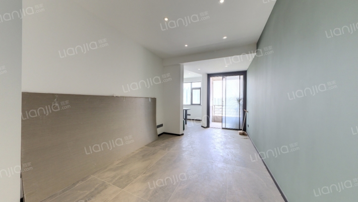 鹿鸣湖壹号二期悦府二手房实景图