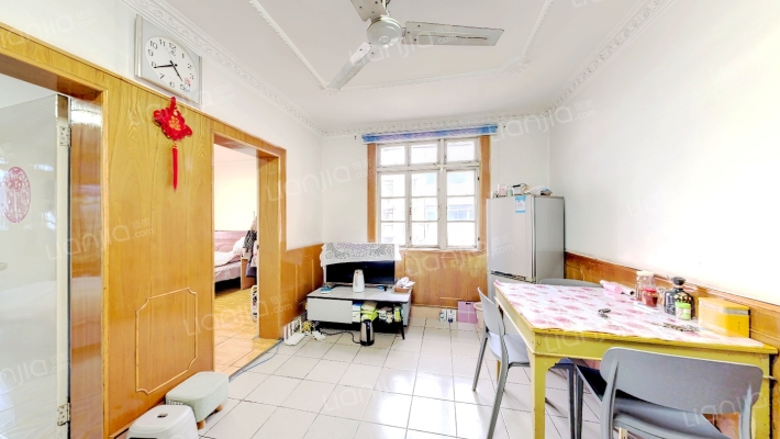 新风小区二手房实景图