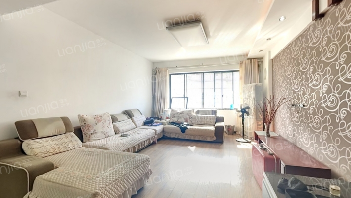 财富花园二手房实景图