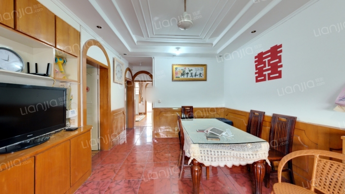 府东新村二手房实景图