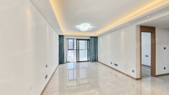 俊发彩云城辰湾二手房实景图