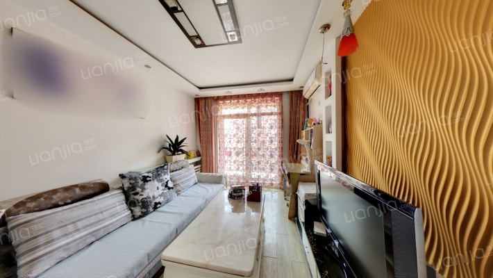 龙山小区二手房实景图