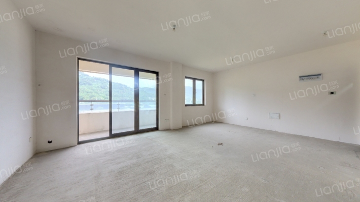 逸山公馆二手房实景图