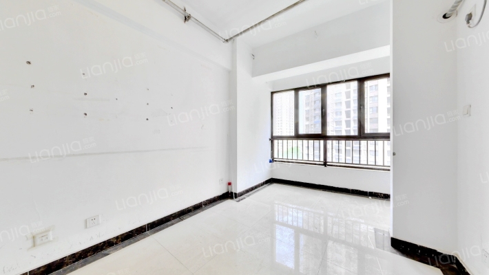 保利中心金街二手房实景图