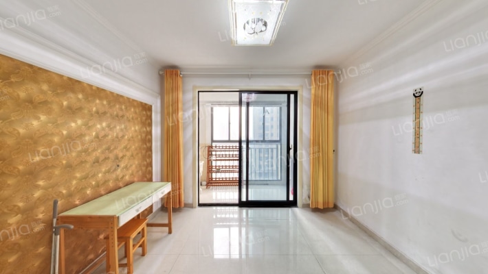 新城吾悦华府一期二手房实景图