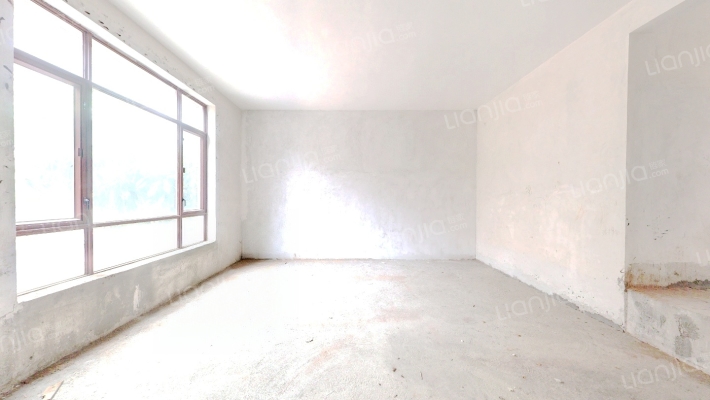 海琴水岸别墅区二手房实景图