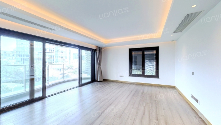 九庐二手房实景图