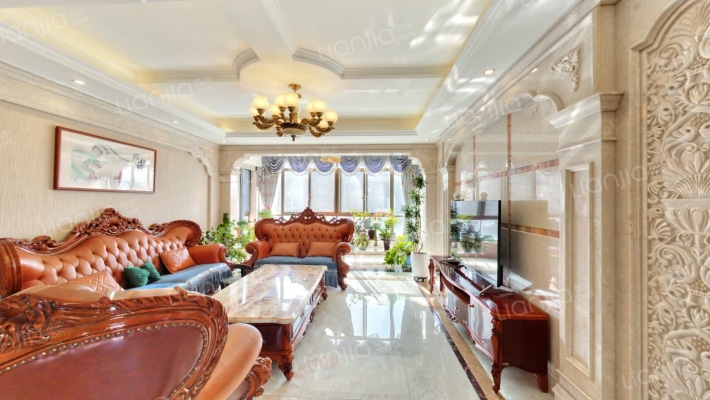 蓝鼎滨湖假日金榈园二手房实景图