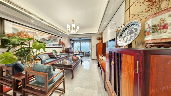 中梁云玺台二手房实景图