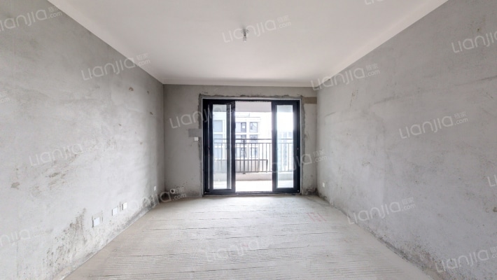 万创城市之光二手房实景图