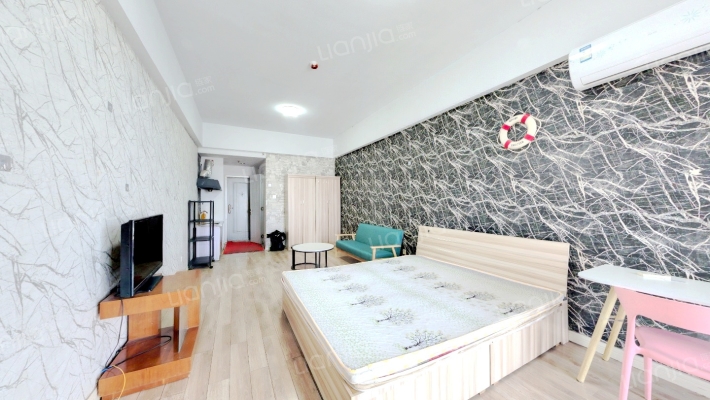 泰华领域二手房实景图