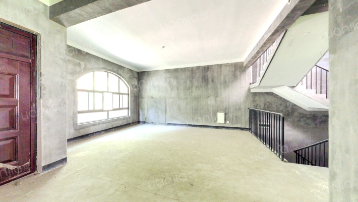 美郡花苑二手房实景图