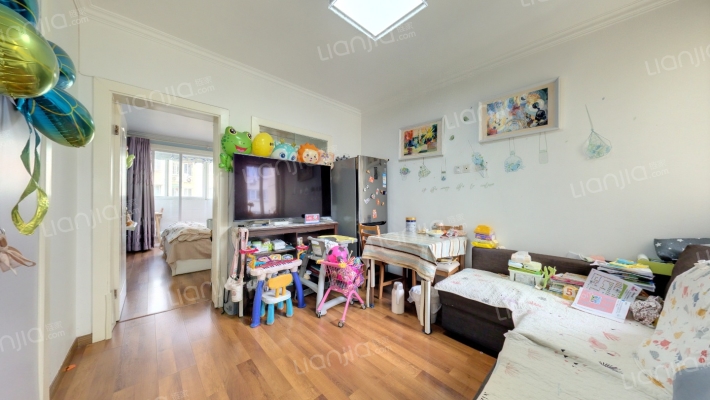 荷一小区二手房实景图