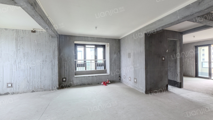 吉翔梅里印象二手房实景图