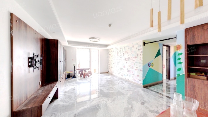 万科悦峯二手房实景图