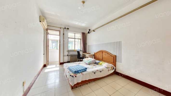 纬三路二手房实景图