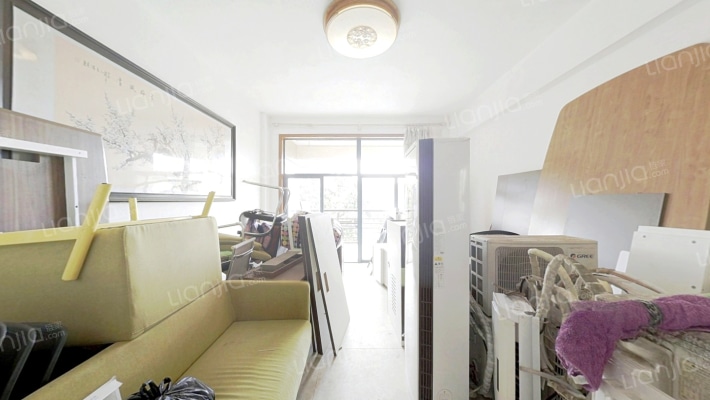 荣和山水美地3组团自由湾二手房实景图