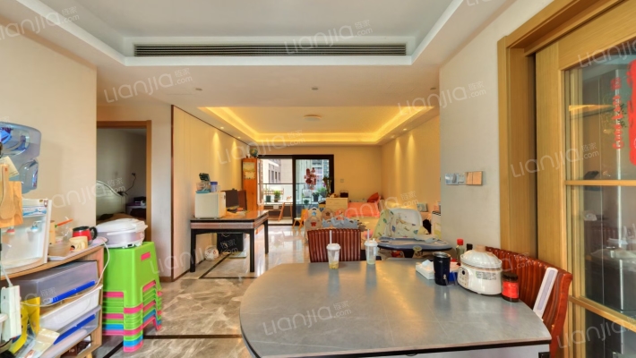 世茂璀璨天城二手房实景图