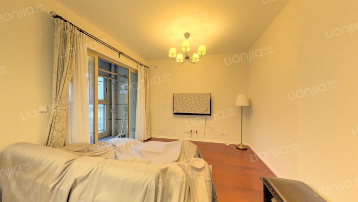 日月光伯爵湾（一期）二手房实景图