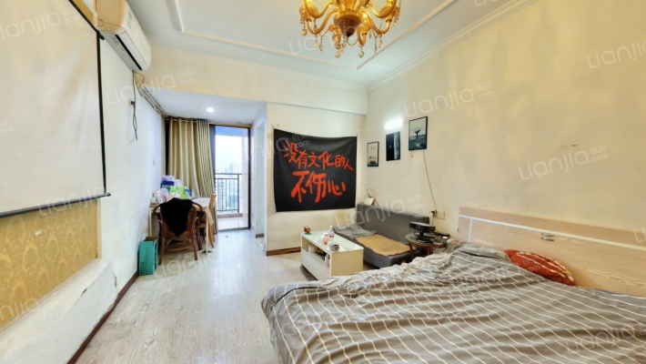 光谷青年城二手房实景图