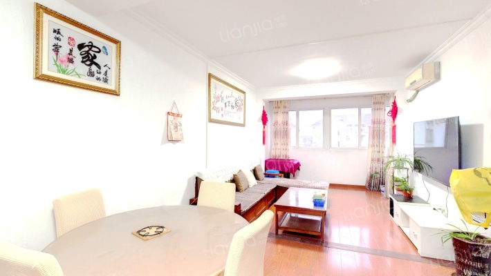 青春雅居二期二手房实景图