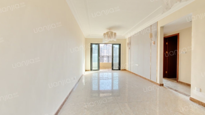 云报华府二手房实景图