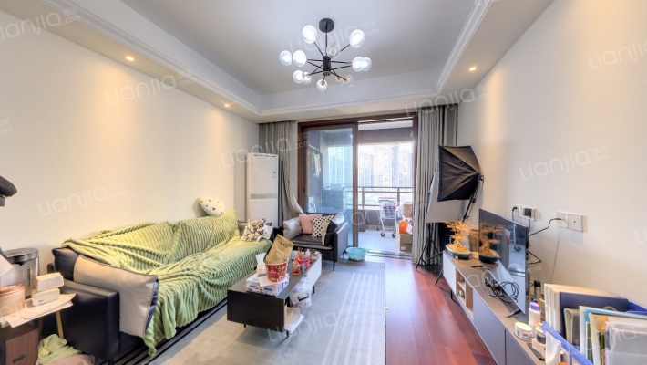 蓝光公园华府二手房实景图