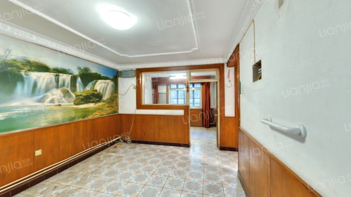 治国里二手房实景图