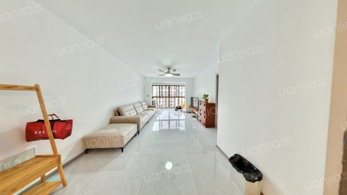 宝龙世家西区二手房实景图