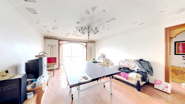 金山铁路住宅小区二手房实景图