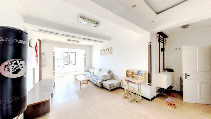 林职院小区二手房实景图