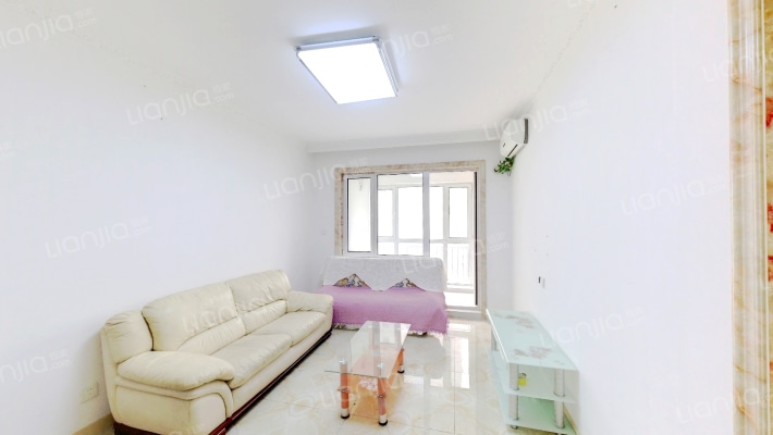 东方圣克拉三期二手房实景图