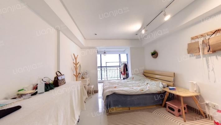 浪高会展国际二手房实景图