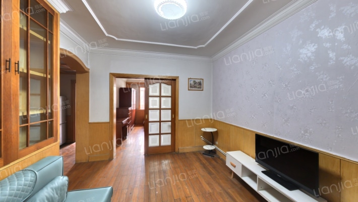 凌研里二手房实景图