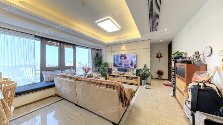 听澜越府二手房实景图