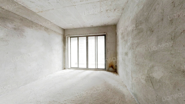 山语龙庭二手房实景图