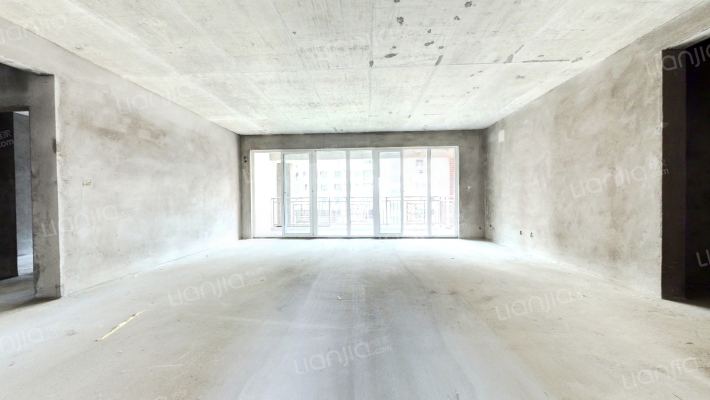 希望英伦城邦二手房实景图