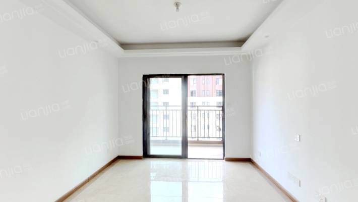 蓝光新城碧桂园古滇水云城二手房实景图