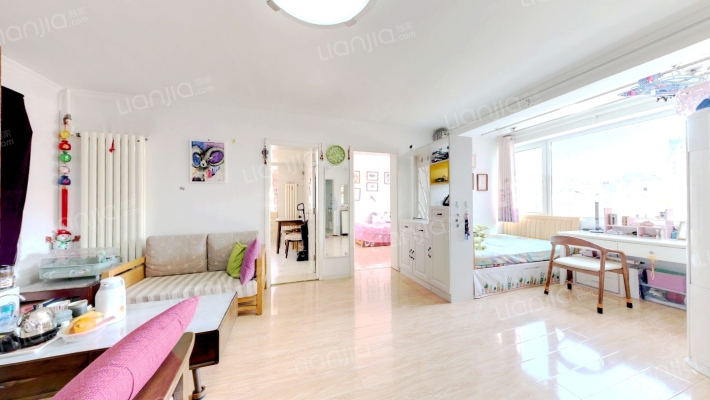 威海路步行街一期二手房实景图