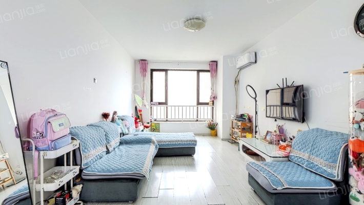 理想湾北区 经典大F三居室 南北通透-客厅