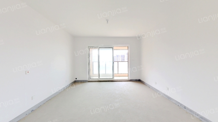 融创·瑷颐湾B区二手房实景图