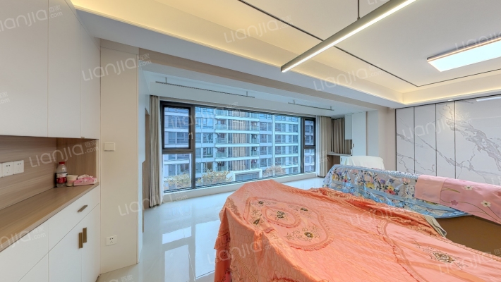 华润润府一期二手房实景图