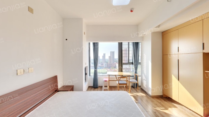 绿地未来中心二手房实景图