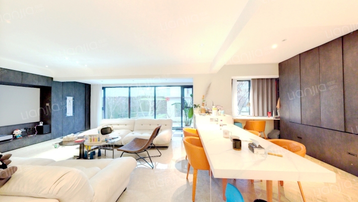 江山云出云峰二手房实景图