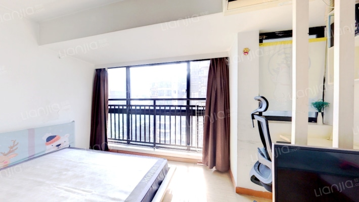 曼哈顿自然派二手房实景图