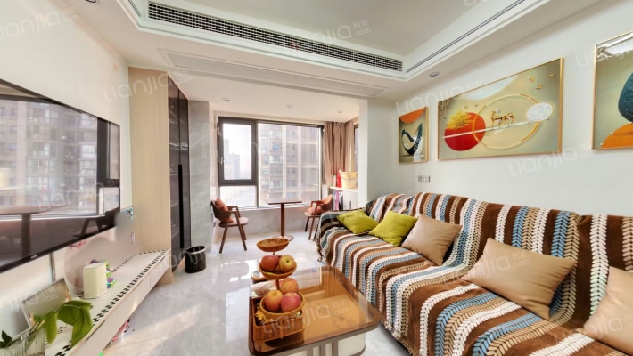 绿地悦峰公馆二手房实景图